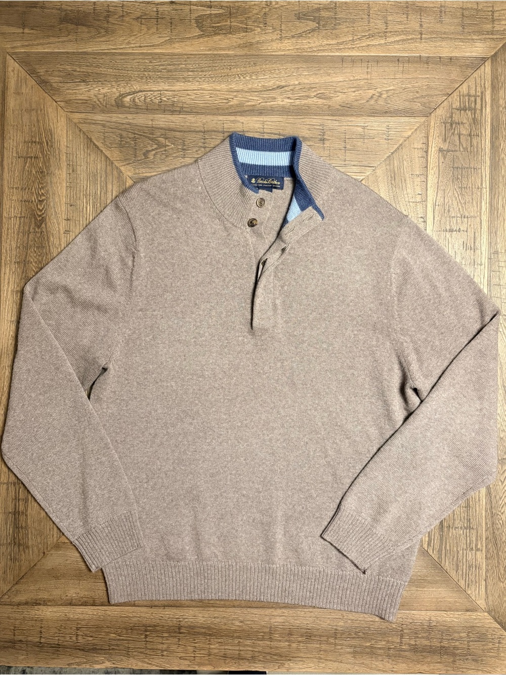 Brooks Brothers Men’s Wool Tan/Blue Trim Crewneck Quarter-Button Sweater Size L